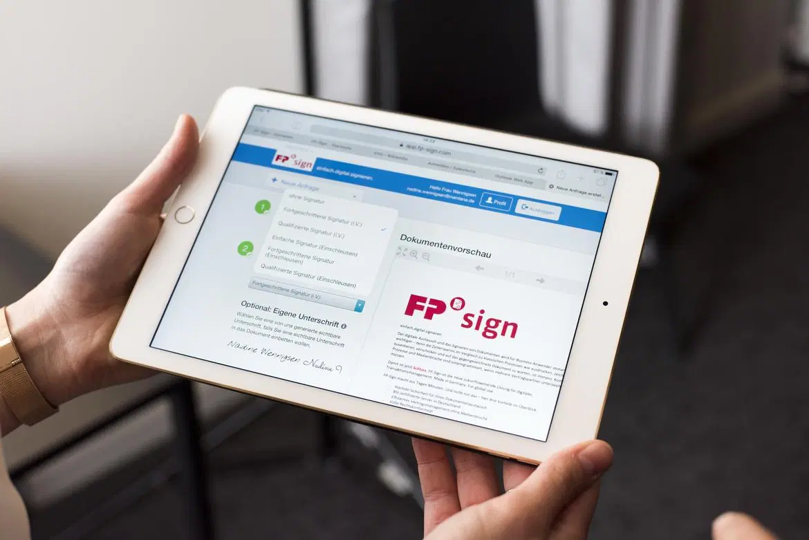 esigning.live